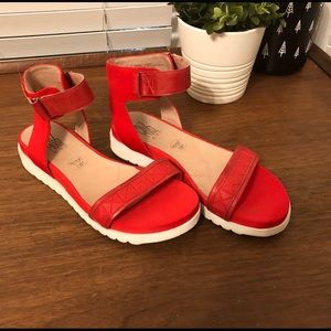 Miz Mooz Red Leather Sandals 8.5 New Memory Foam